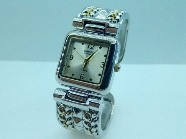 Embassy by Gruen Japan Movement Quartz Wristwatch Cuff geh3566L - Image 2