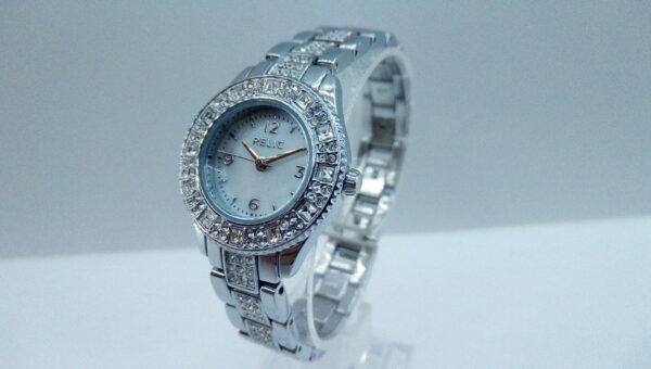 RELIC Japan Movement Quartz Wristwatch zr34312 - Image 3