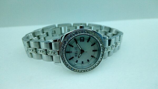 Relic All stainless Steel Japan Movement Quartz Wristwatch zr12035 - Image 4
